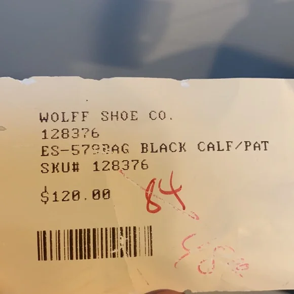 VanEli Elegant Black Leather Crossbody Bag - Picture 5 of 7